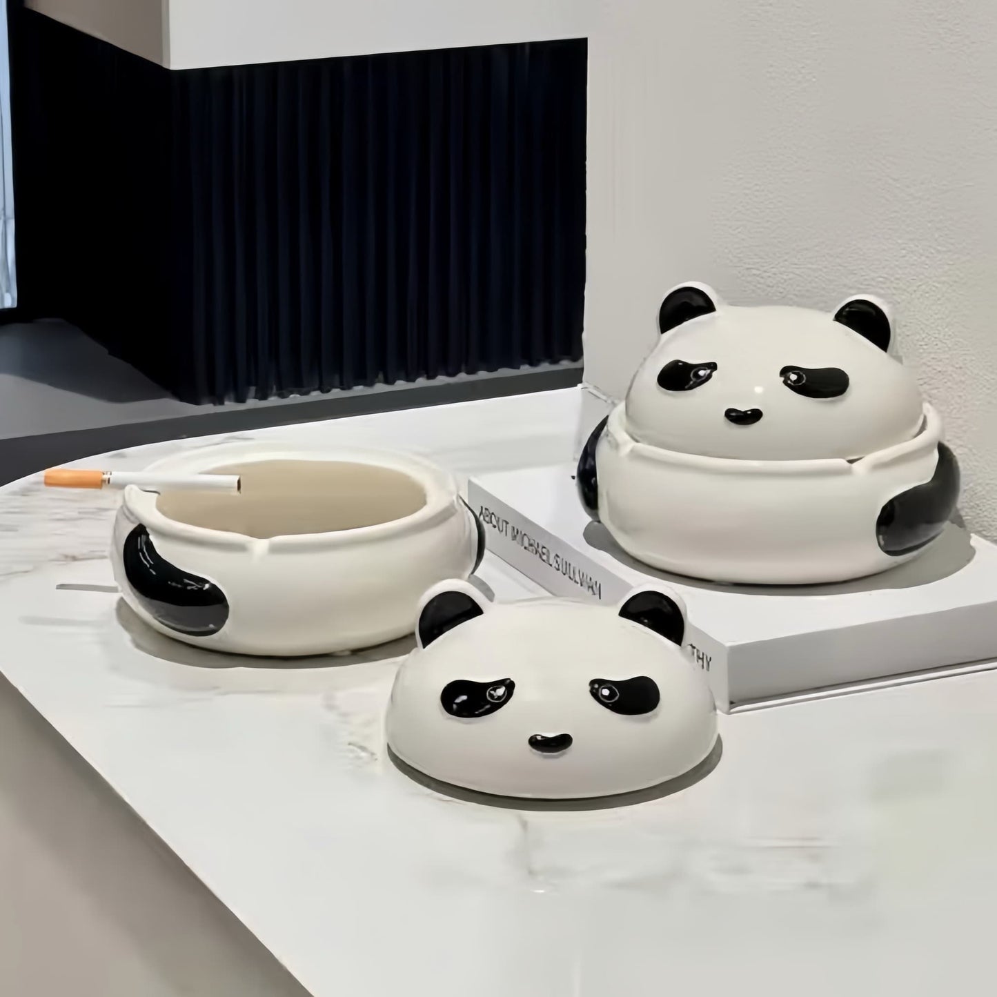 🐼 Panda Ashtray with Lid – Cute & Functional Smokers’ Companion