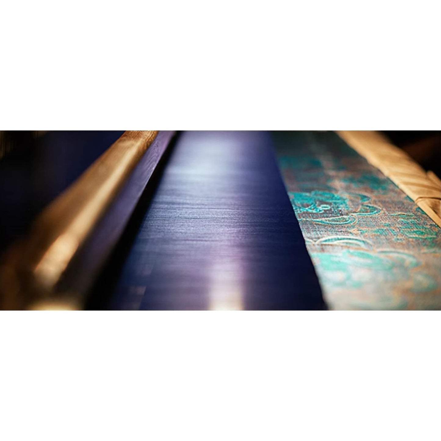 ๐ Panda Moment โ Traditional Shu Brocade Panda Artwork with Walnut Frame