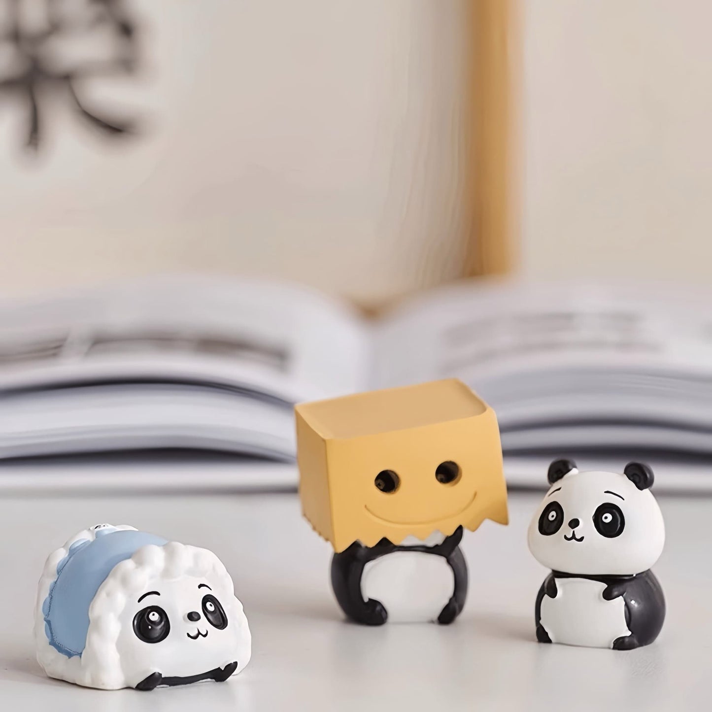 Panda Themed Resin Ornament – Charming Decoration for Any Space
