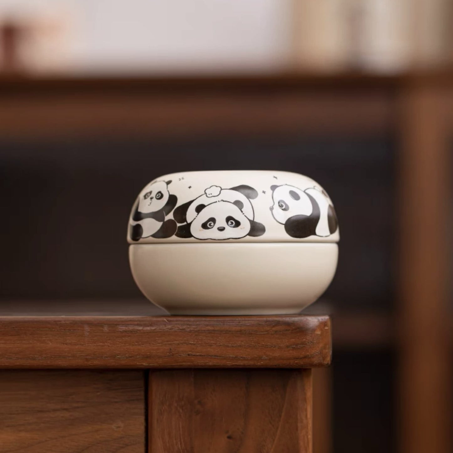 Panda Ceramic Incense Holder – Elevate Your Rituals with a Touch of Panda Peace 🐼🕯️