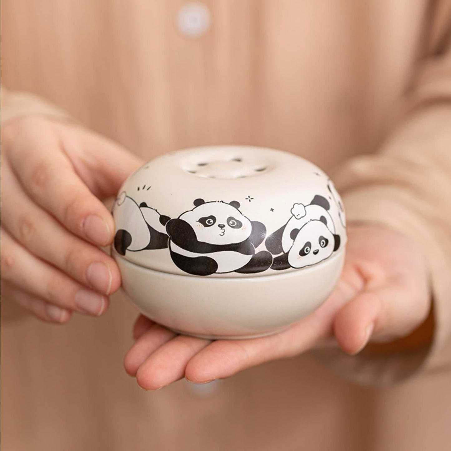 Panda Ceramic Incense Holder – Elevate Your Rituals with a Touch of Panda Peace 🐼🕯️