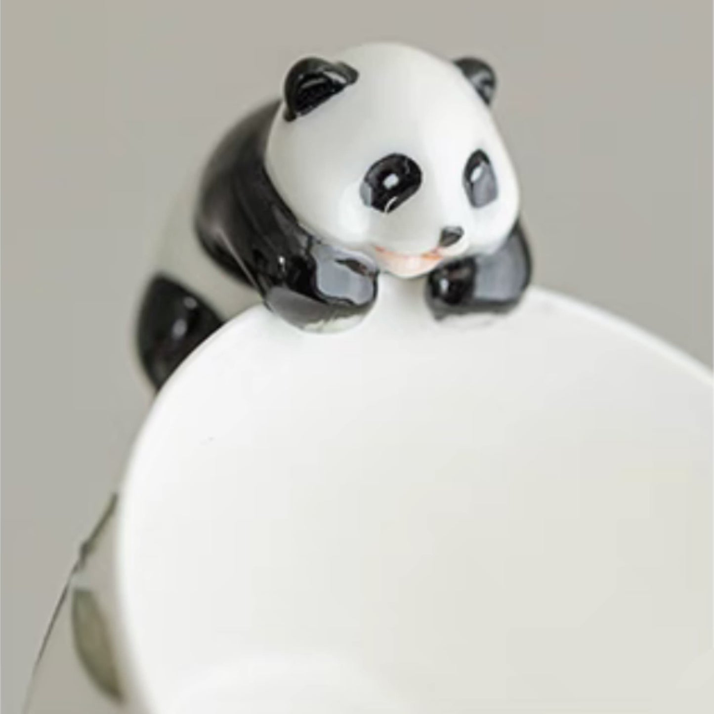 Panda Tea Cup – A Blend of Tradition, Elegance, and Charm 🍵🐼