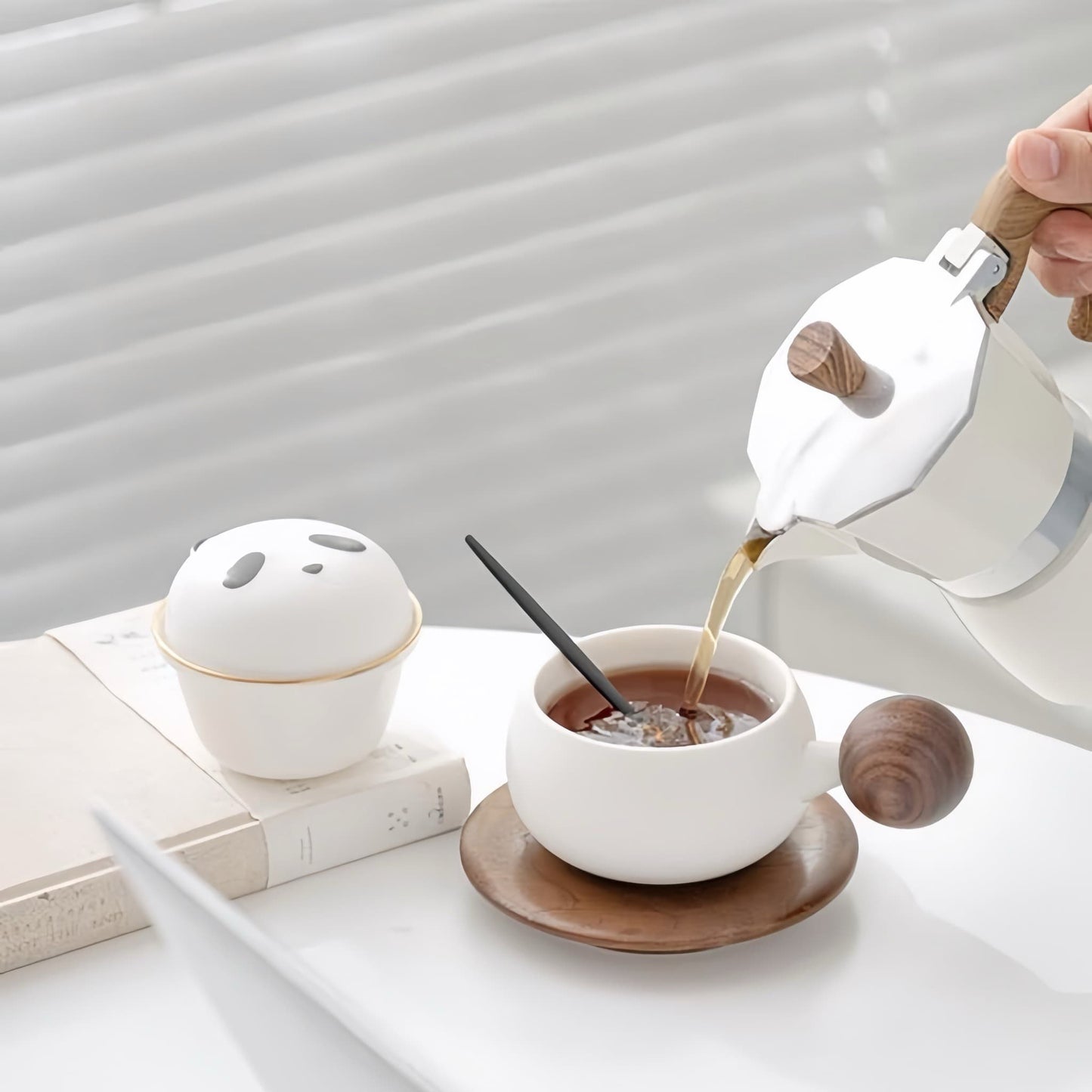 ☕ Panda Sip Mug – Charming Coffee Cup with Panda Lid and Walnut Wood Coaster