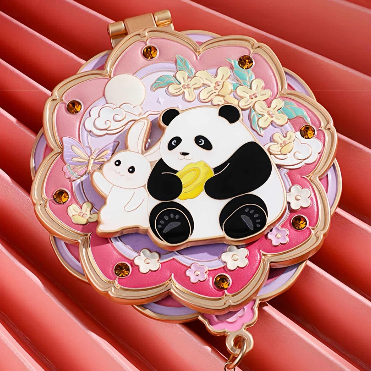 Magnetic Panda Mirror – Your Cutest Beauty Check-In Buddy 🐼✨